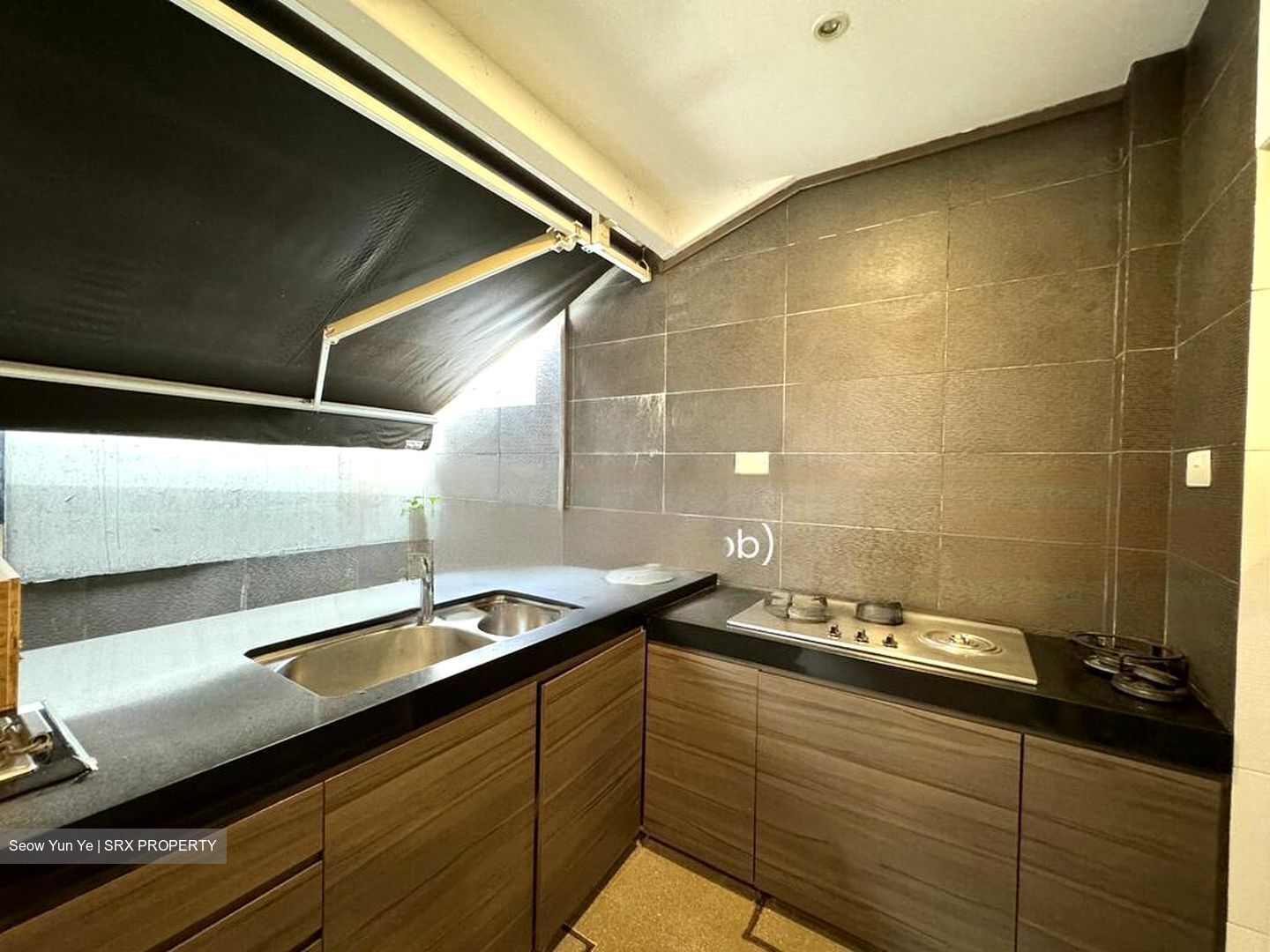 Goldleaf Gardens (D15), Terrace #428458301